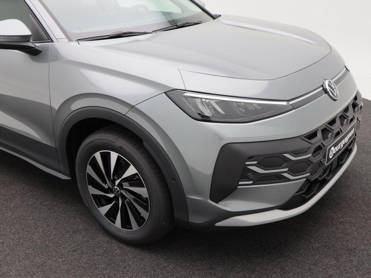 Volkswagen T-Roc Life First Edition 1.5 eTSI 116 PK | Trekhaak | Adaptieve Cruise Control | Stoel- & Stuurverwarming | Carplay | Camera |