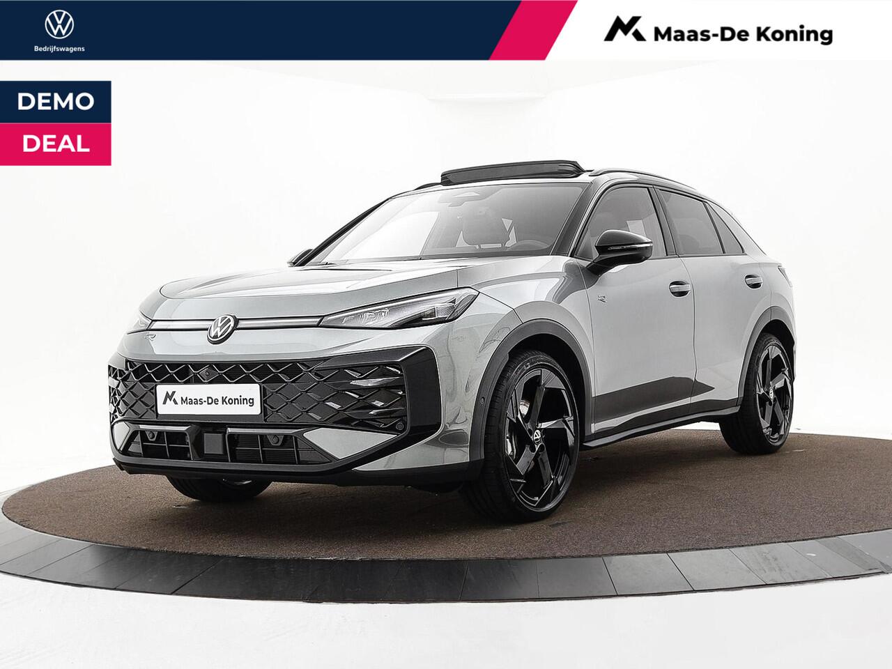 Volkswagen T-Roc R-Line First Edition 1.5 eTSI 150 PK 7 versn. DSG · Assistance Pakket · Black Style Pakket · Multimedia Pakket · Panoramaschuif-kanteldak · Trekhaak ·