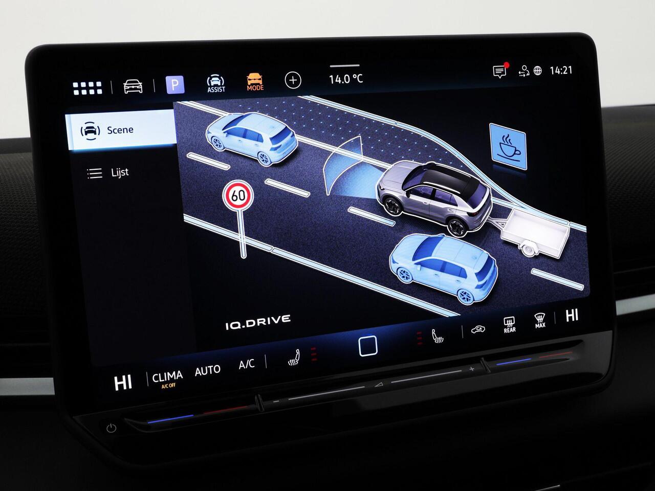 Volkswagen T-Roc R-Line First Edition 1.5 eTSI 150 PK 7 versn. DSG · Assistance Pakket · Black Style Pakket · Multimedia Pakket · Panoramaschuif-kanteldak · Trekhaak ·