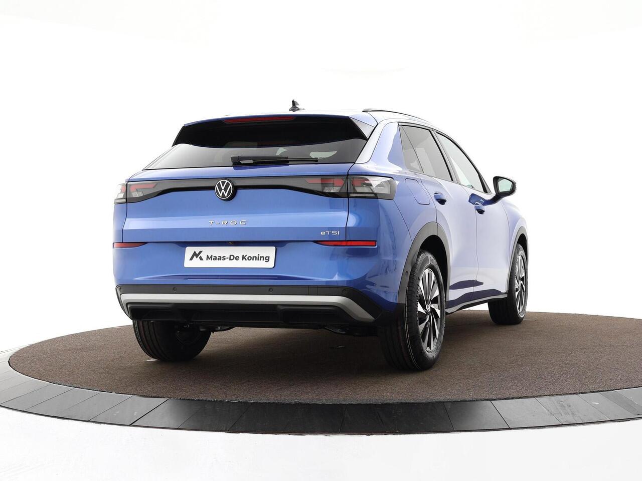 Volkswagen T-Roc Life First Edition 1.5 eTSI 116 PK 7 versn. DSG · Comfort pakket · Achteruitrijcamera ·