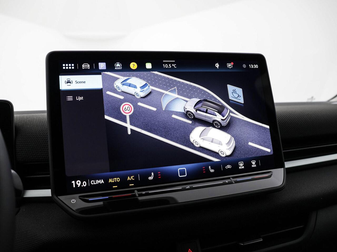 Volkswagen T-Roc Life First Edition 1.5 eTSI 116 PK 7 versn. DSG · Comfort pakket · Achteruitrijcamera ·