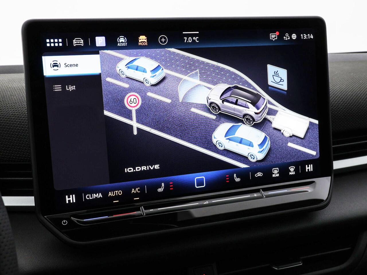 Volkswagen T-Roc R-Line First Edition 1.5 eTSI 150 PK 7 versn. DSG · Assistance Pakket · Black Style Pakket · Multimedia Pakket · Panoramaschuif-kanteldak ·