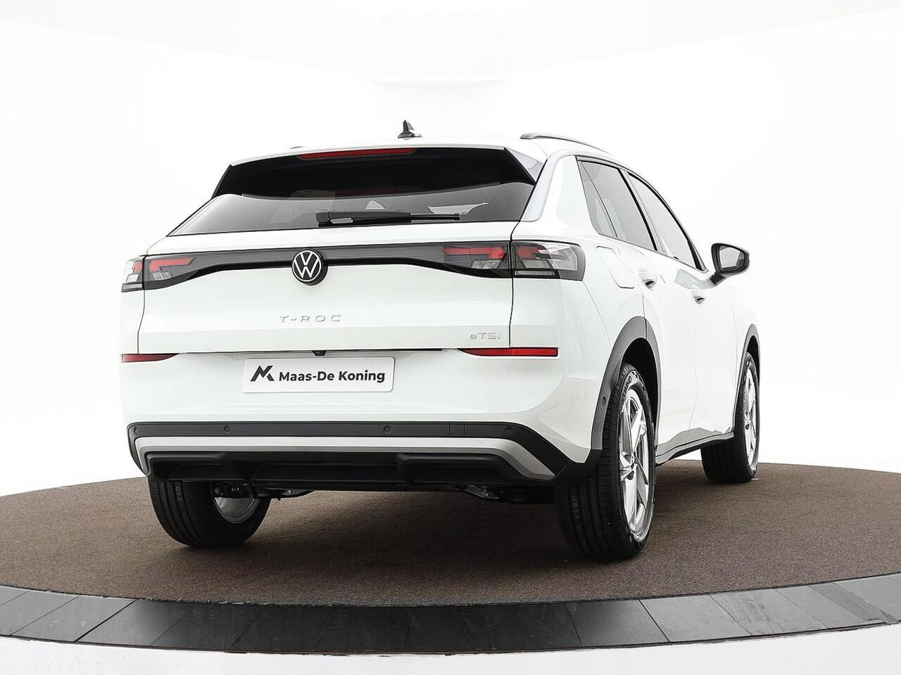 Volkswagen T-Roc Life First Edition 1.5 eTSI 116 PK 7 versn. DSG · Comfort Pakket · Achteruitrijcamera · Draadloze telefoonlader ·