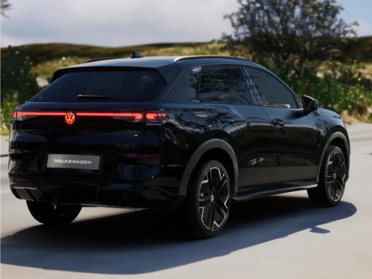 Volkswagen T-Roc R-Line First Edition 1.5 eTSI 150 PK 7 versn. DSG · Black style pakket · Panoramaschuif-kanteldak · Voorraad OUTLET · Prijs is inclusief inruilpremie ·