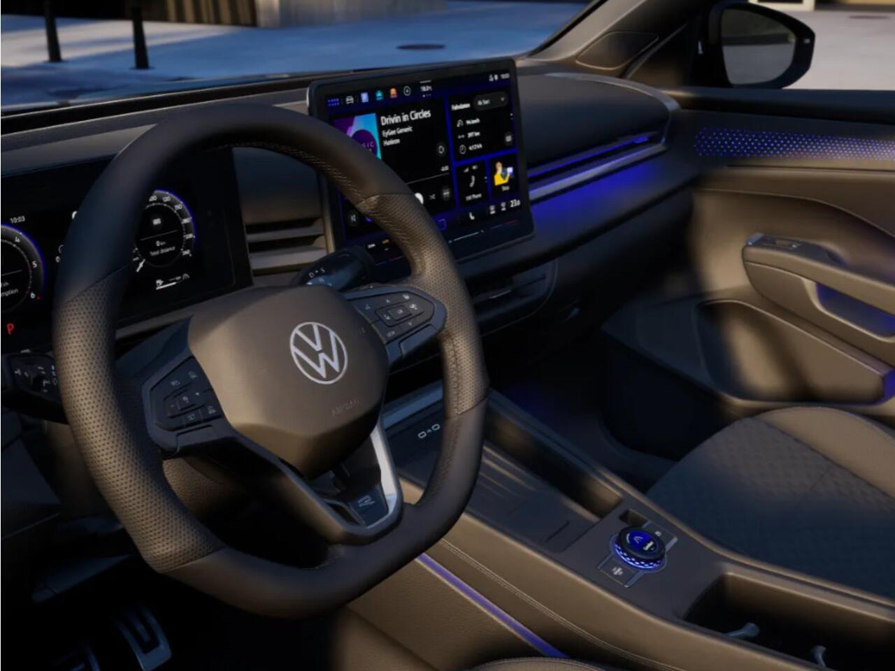 Volkswagen T-Roc R-Line First Edition 1.5 eTSI 150 PK 7 versn. DSG · Electrische Achterklep · Draadloze telefoonlader · Voorraad OUTLET · Prijs is inclusief inruilpremie ·