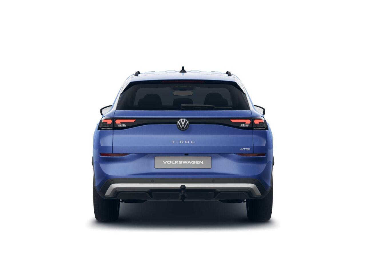Volkswagen T-Roc 1.5 eTsi Life First Edition | Trekhaak | Stoel- & Stuurverwarming | Dodehoek detectie | Camera |