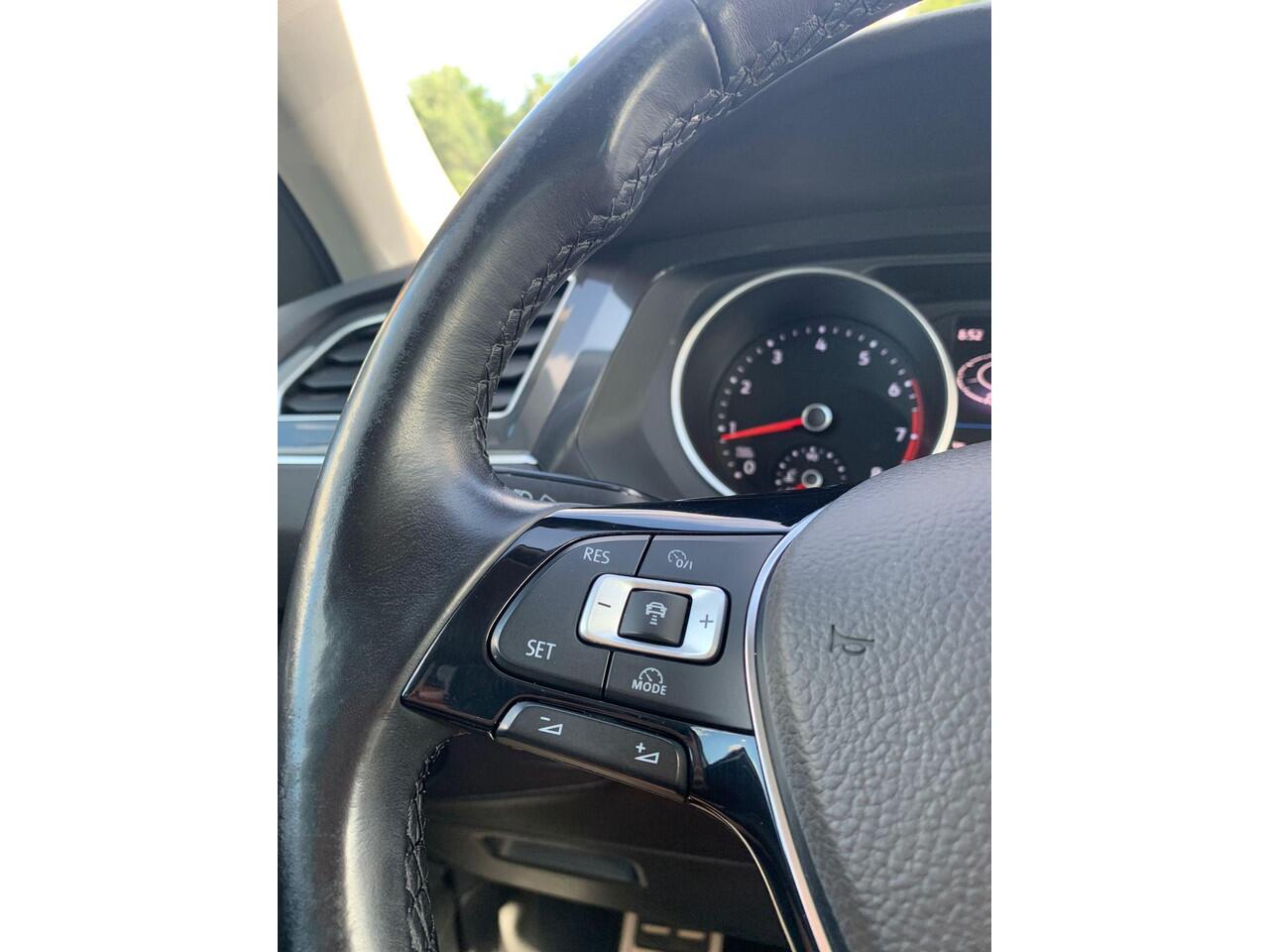 Volkswagen TIGUAN 1.4 TSI Highline |Pano!|Stoel&Stuurwielverwarming!|