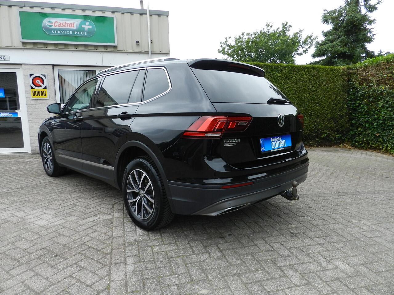 Volkswagen TIGUAN Allspace 1.4 TSI Comfortline 7p. - ACC - Apple Carplay Android Auto - Lane Assist - Trekhaak Elektrisch wegklapbaar - 100% Onderhouden - BTW auto