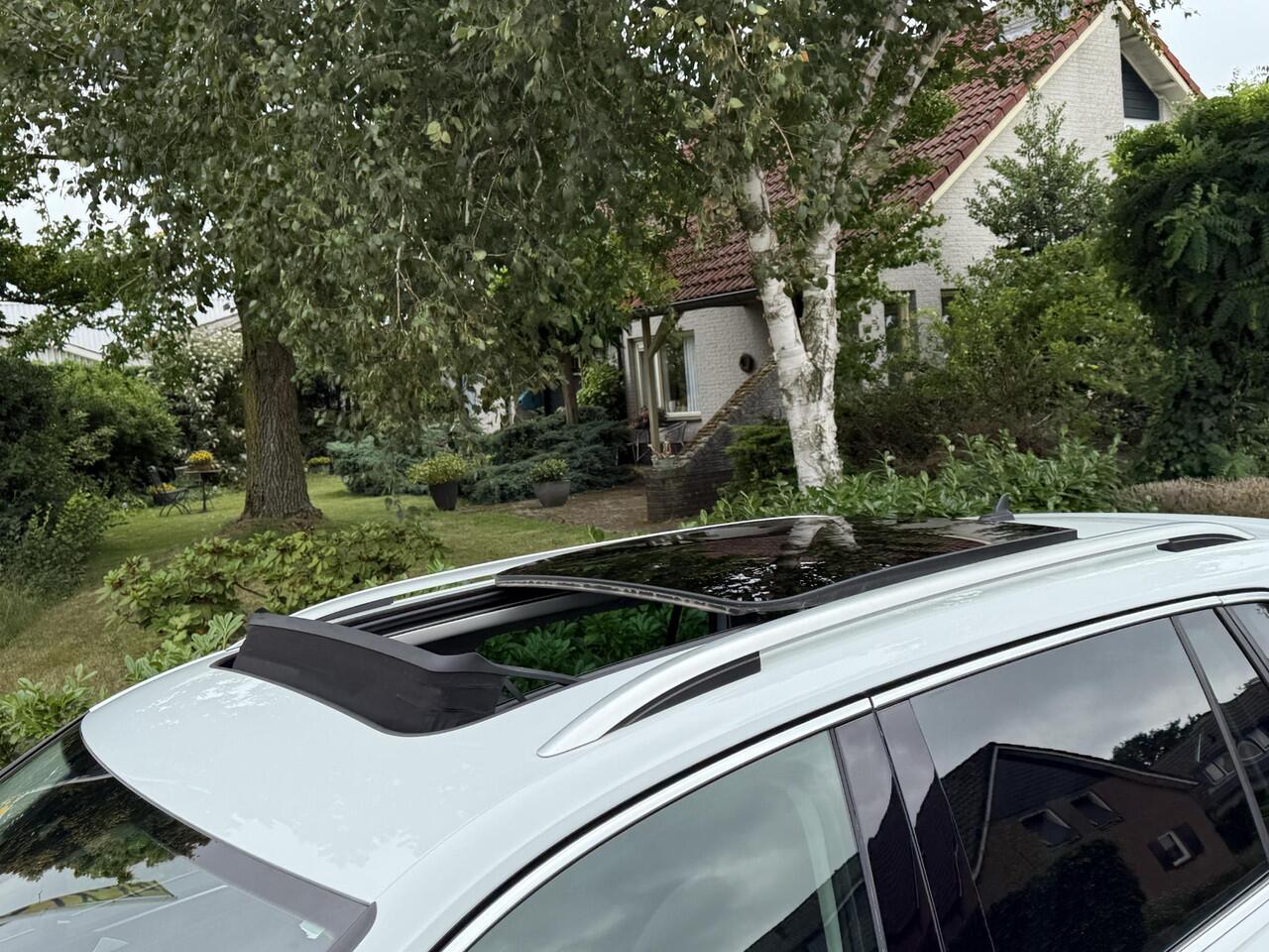 Volkswagen TIGUAN 2.0 TSI 4Motion 180PK DSG R-LineoPanooTrekhaak