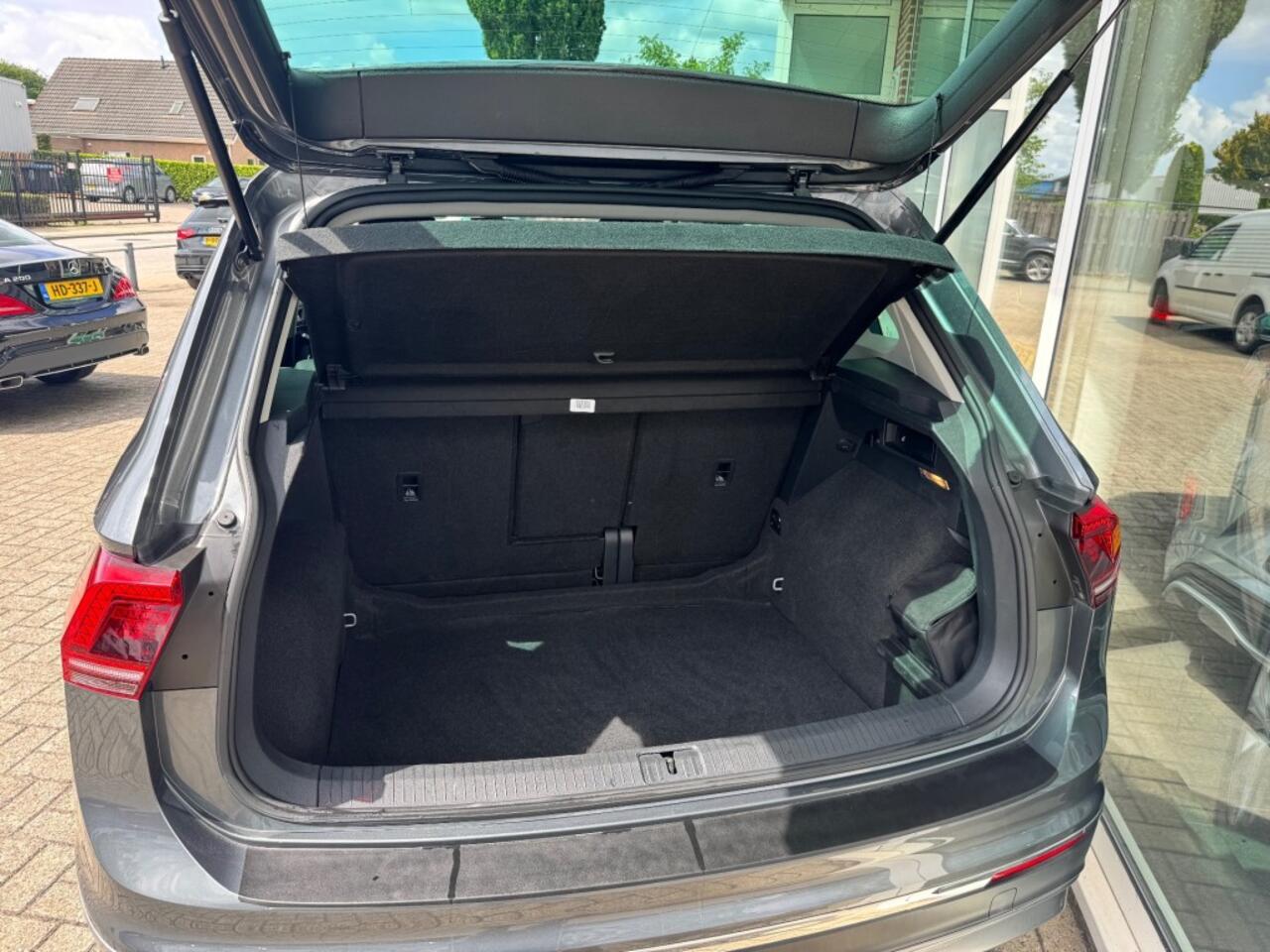 Volkswagen TIGUAN 1.4 TSI 4MOTION HIGHLINE /Camera/Carplay/ ALL IN PRIJS