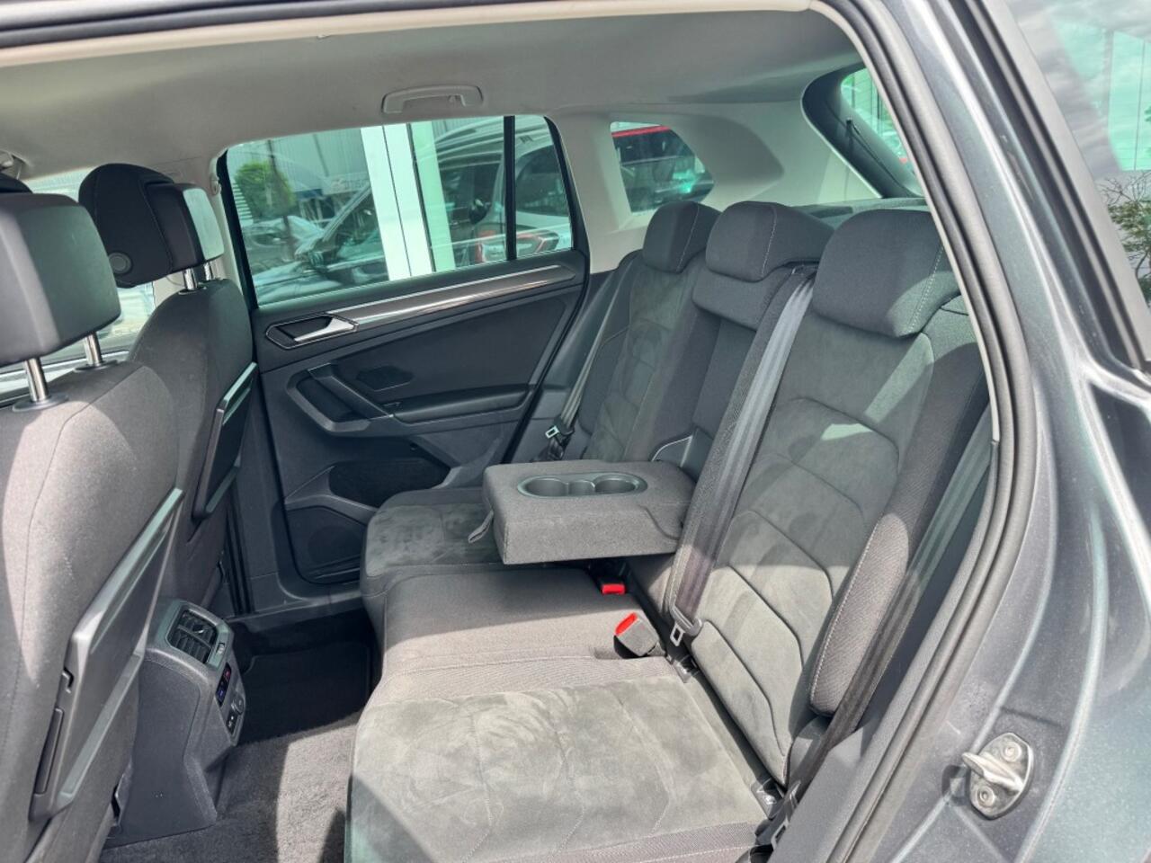 Volkswagen TIGUAN 1.4 TSI 4MOTION HIGHLINE /Camera/Carplay/ ALL IN PRIJS