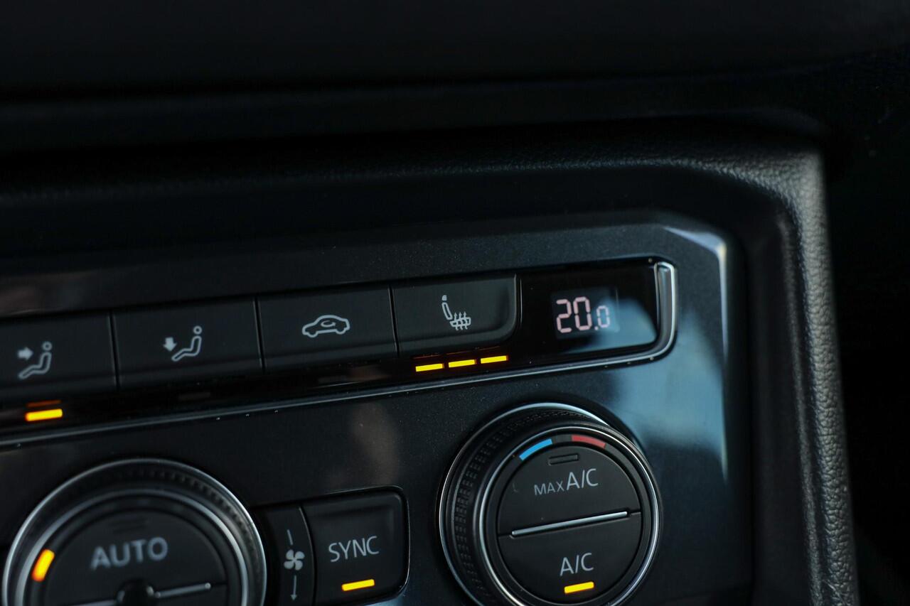 Volkswagen TIGUAN 1.4 TSI Bns ? ACC ? CarPlay ? Stoelverwarming