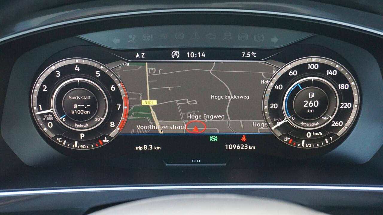 Volkswagen TIGUAN 2.0 TSI 180pk DSG 4Motion Highline Pano.Dak Virtual Elek.Trekhaak 18inch LM Adaptive Cruise DCC *Complete Tiguan*