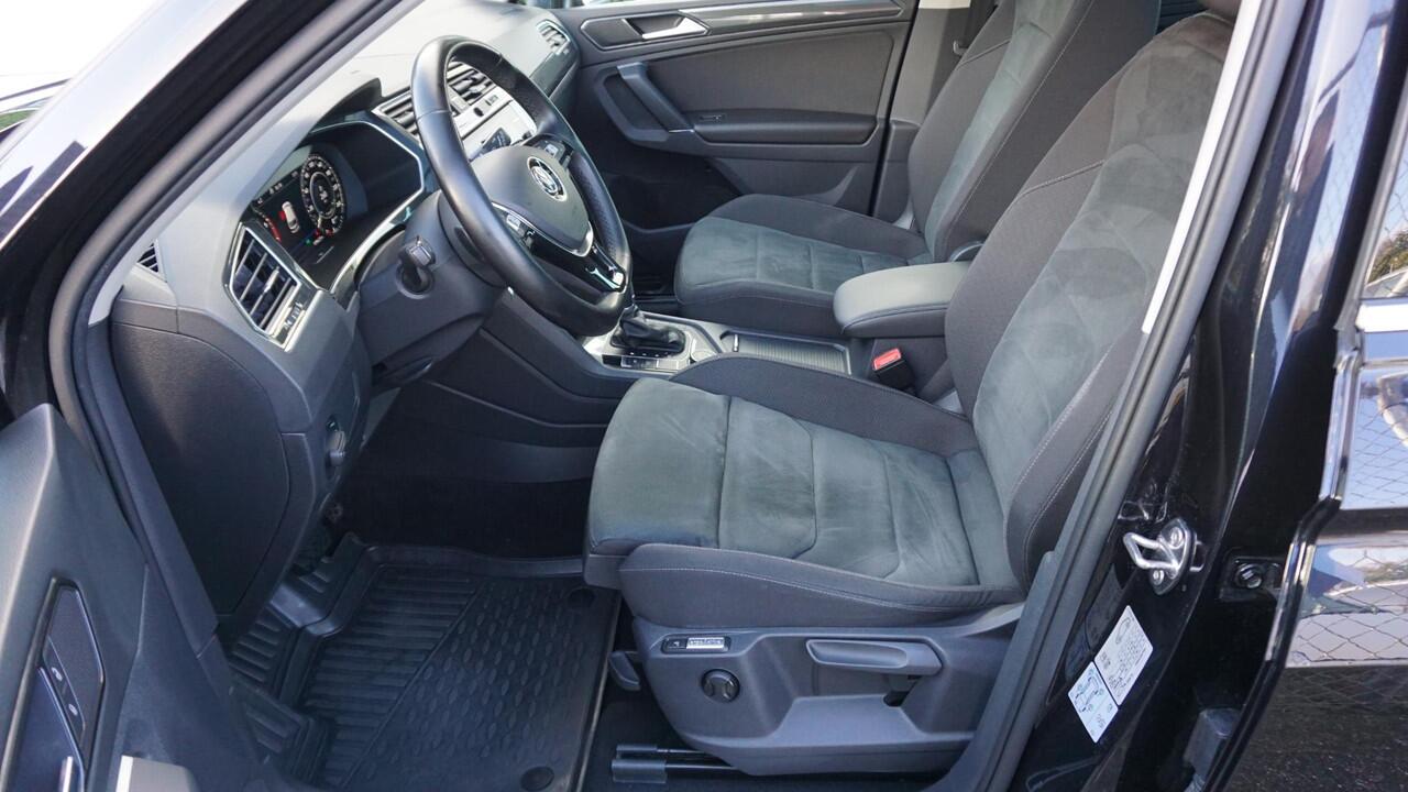 Volkswagen TIGUAN 2.0 TSI 180pk DSG 4Motion Highline Pano.Dak Virtual Elek.Trekhaak 18inch LM Adaptive Cruise DCC *Complete Tiguan*