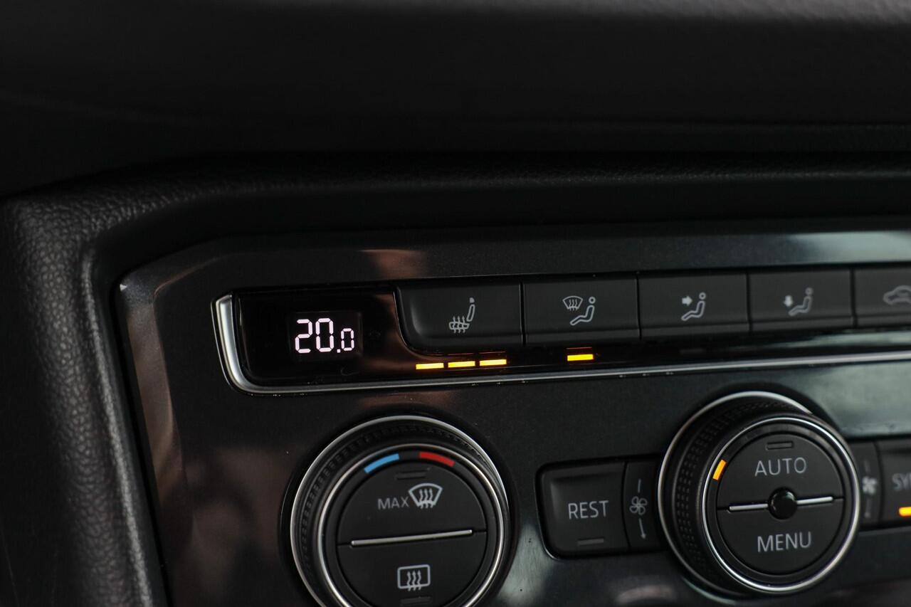 Volkswagen TIGUAN 1.4 TSI 150 PK DSG ? ACC ? Trekhaak ? 19 inch