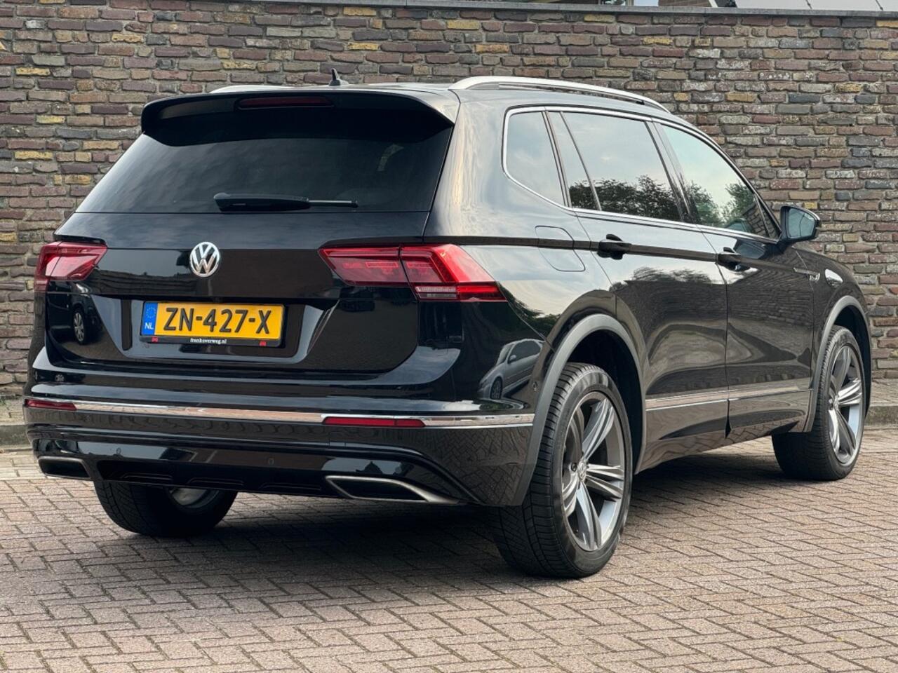 Volkswagen TIGUAN 1.5 TSI R-Line DSG 7 Zitter Led Navi Clima