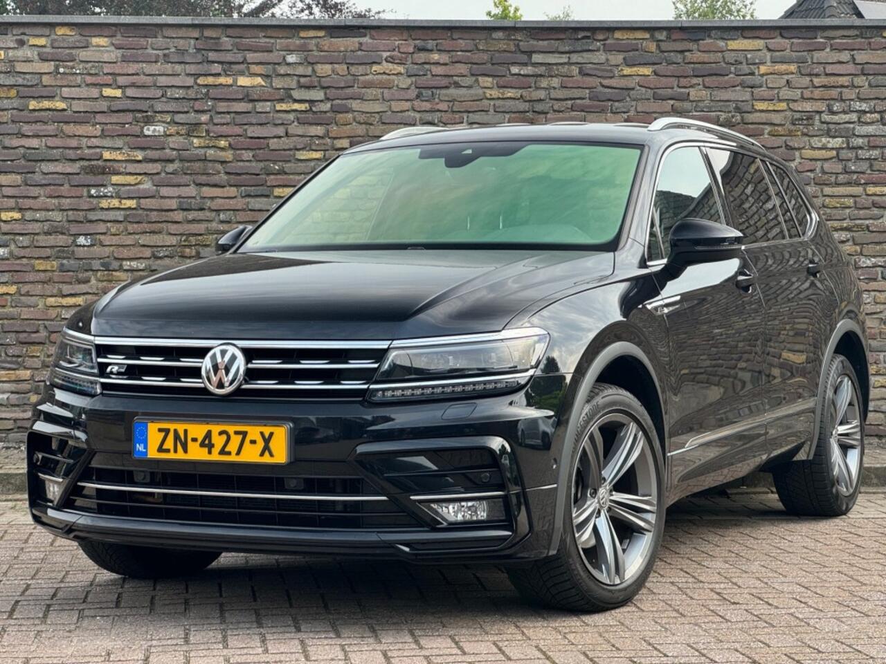 Volkswagen TIGUAN 1.5 TSI R-Line DSG 7 Zitter Led Navi Clima