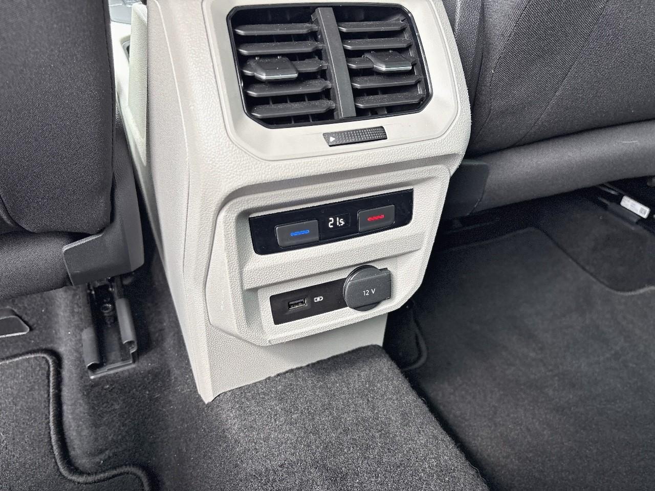 Volkswagen TIGUAN 2.0 TDI ECC LMV NAVIGATIE 80000KM!