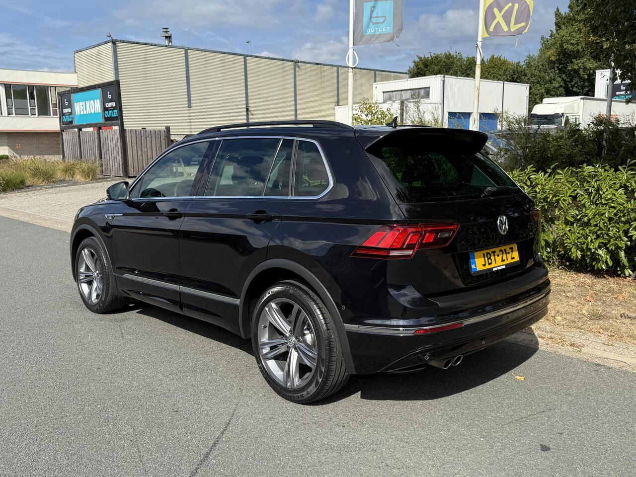 Volkswagen TIGUAN 1.5 TSI 150 PK DSG R-LineoCamera