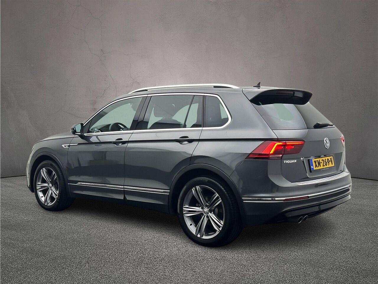 Volkswagen TIGUAN 1.5 TSI ACT Highline Business R 150pk DSG Automaat, Panoramadak, Trekhaak, Stoelverwarming, Achteruitrijcamera, Adaptive cruise control, Navigatie