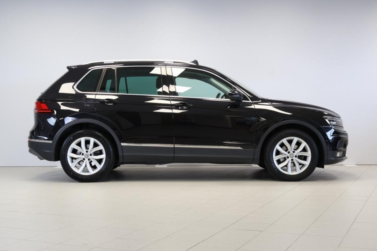 Volkswagen TIGUAN 1.5 TSI ACT Highline - Pano - Leder - ACC - CarPlay - Virtual cockpit
