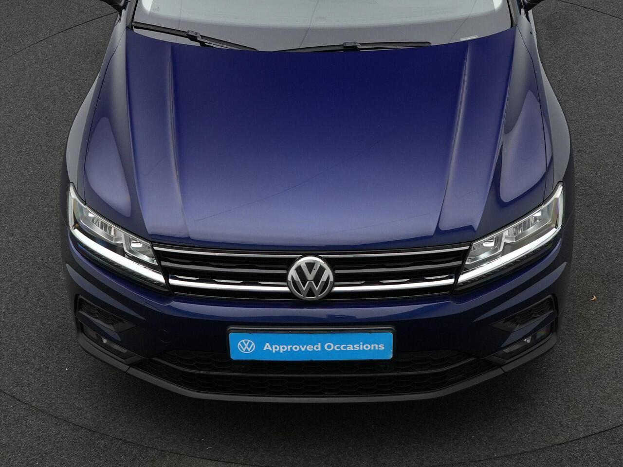 Volkswagen TIGUAN 1.5 TSI 130 pk Comfortline | Trekhaak | Navigatie | Parkeersensoren voor/achter | Adaptive Cruise