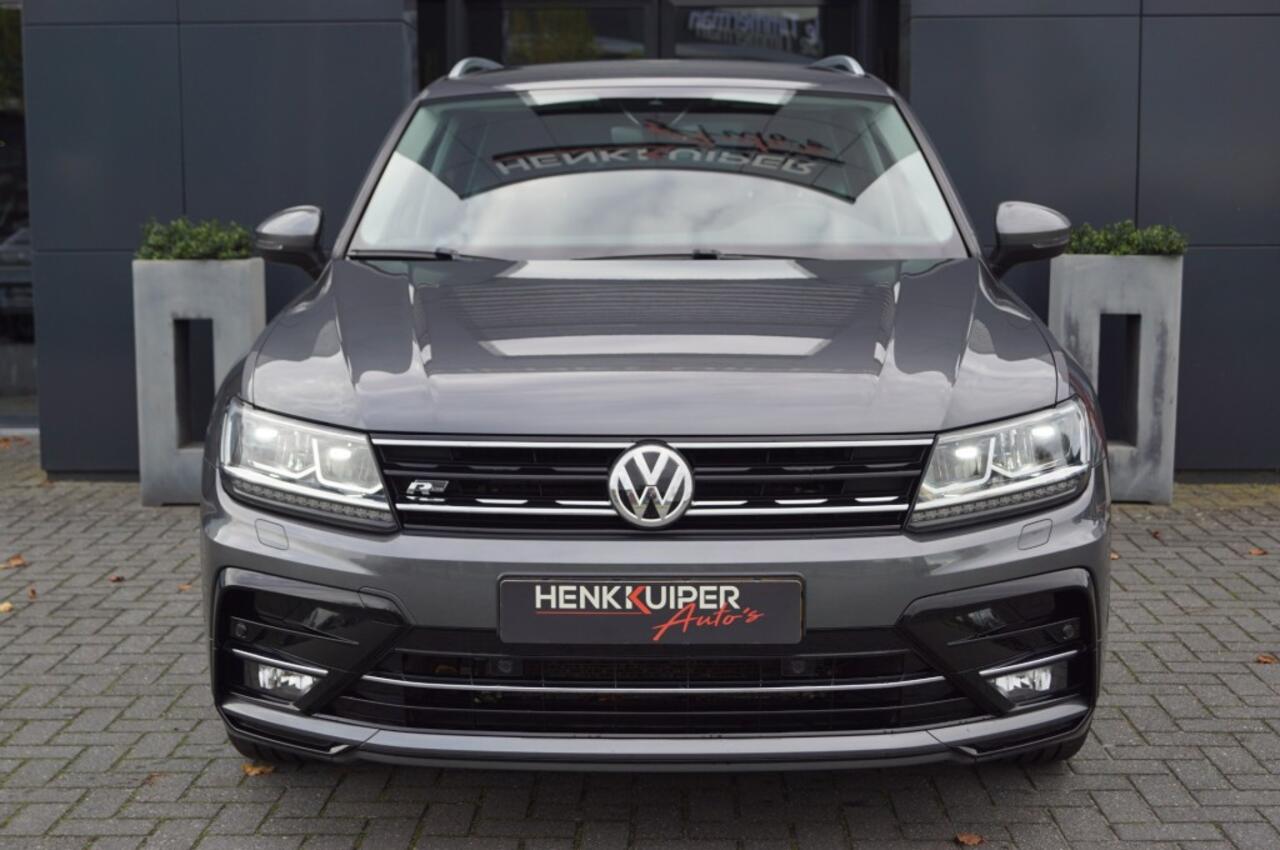 Volkswagen TIGUAN 1.5 TSI DSG R-line 150pk / Navi / Camera / Trekhaak wegkl.b./ Park-assist / ACC