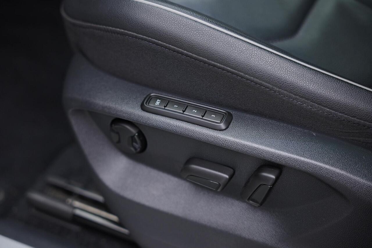 Volkswagen TIGUAN Allspace 1.5 TSI Highline Business R 7p. |Pano|360|Dyn|Memory|Leder|Dodehoek|ACC|