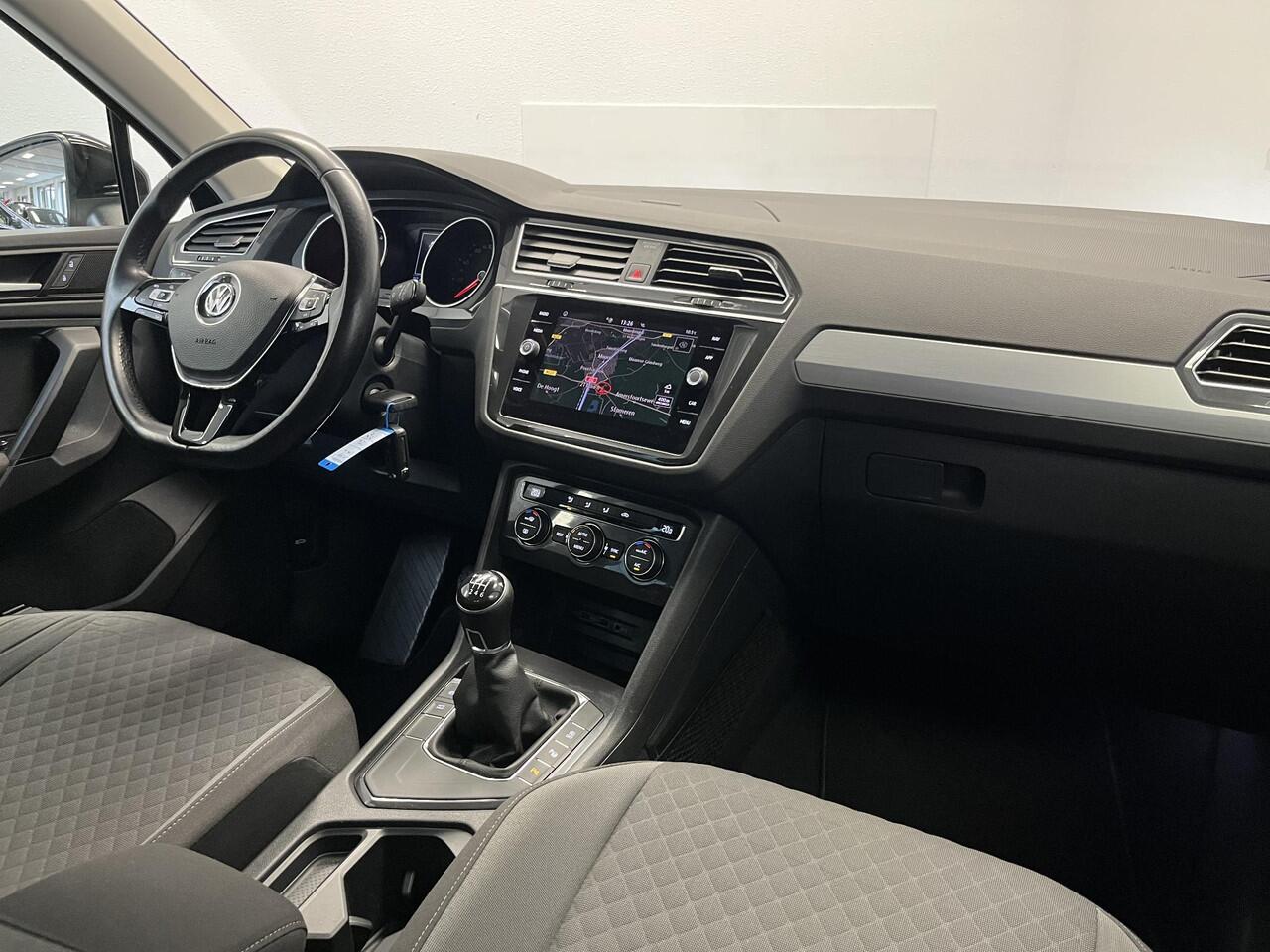 Volkswagen TIGUAN 1.5 TSI Comfortline | TREKHAAK | LED | CAMERA | 2e-EIG. | ORG.NL |