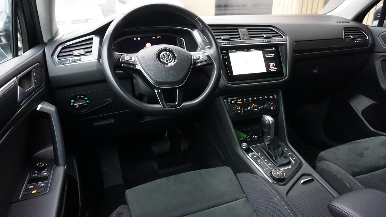 Volkswagen TIGUAN Allspace 2.0 TSI 190pk DSG 4Motion R-Line & Highline 5-Zits Pano.Dak 20inch LM Suzuka Keyless Stuurwiel V.W. Virtual Cockpit *NL auto* 1e Eigenaar!