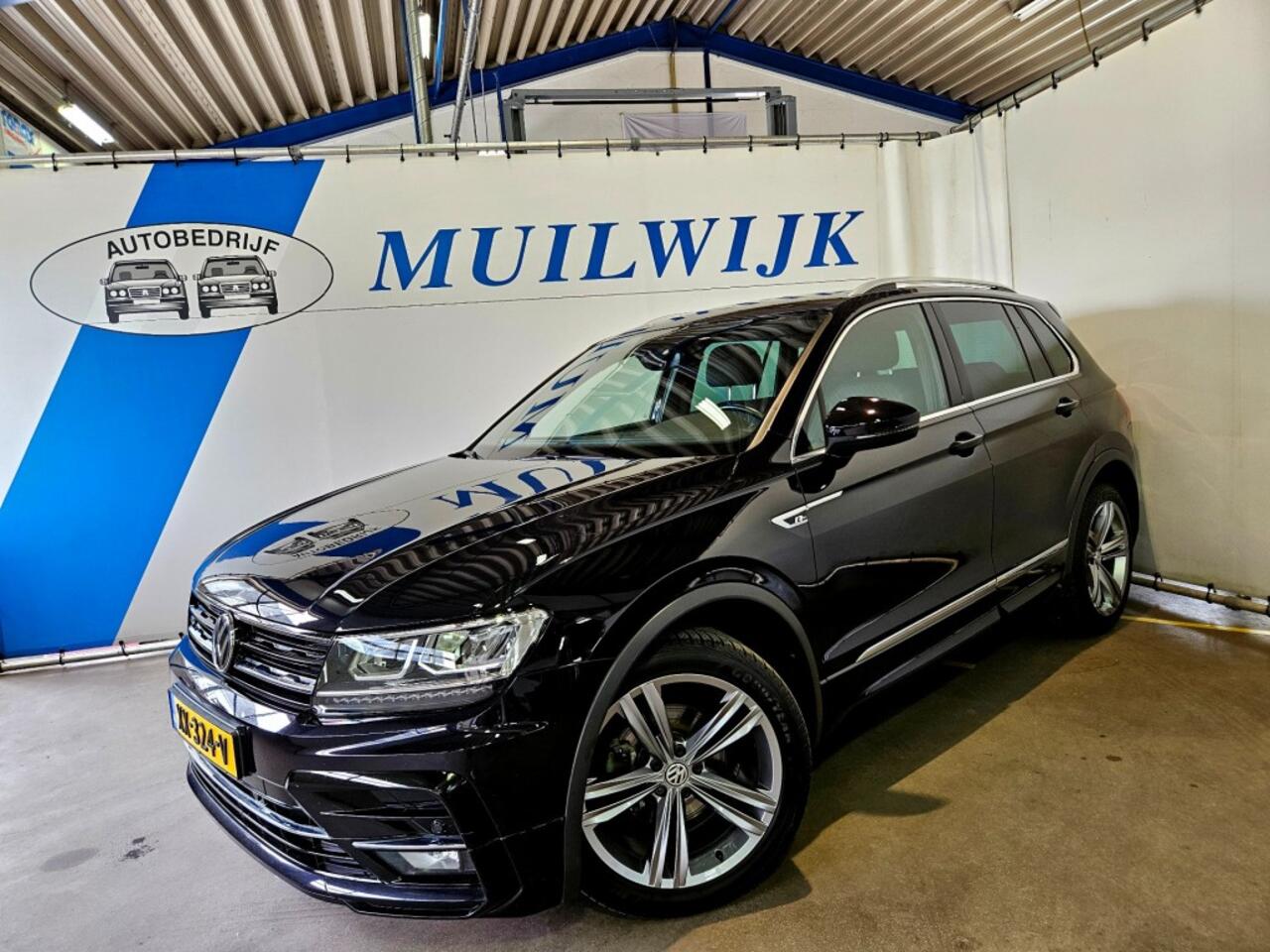 Volkswagen TIGUAN 1.5 TSI R-Line / Trekhaak / Adaptive / Virtual / NL Auto