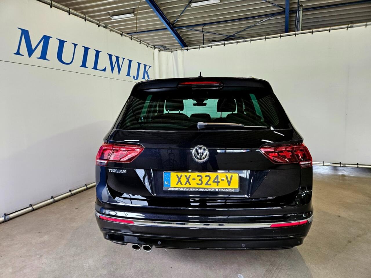 Volkswagen TIGUAN 1.5 TSI R-Line / Trekhaak / Adaptive / Virtual / NL Auto