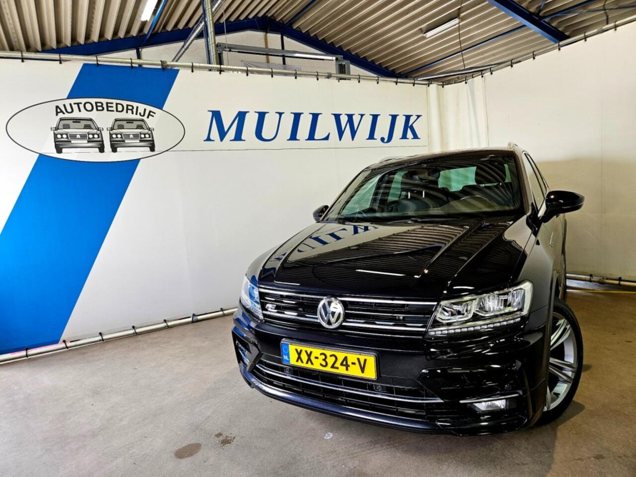 Volkswagen TIGUAN 1.5 TSI R-Line / Trekhaak / Adaptive / Virtual / NL Auto