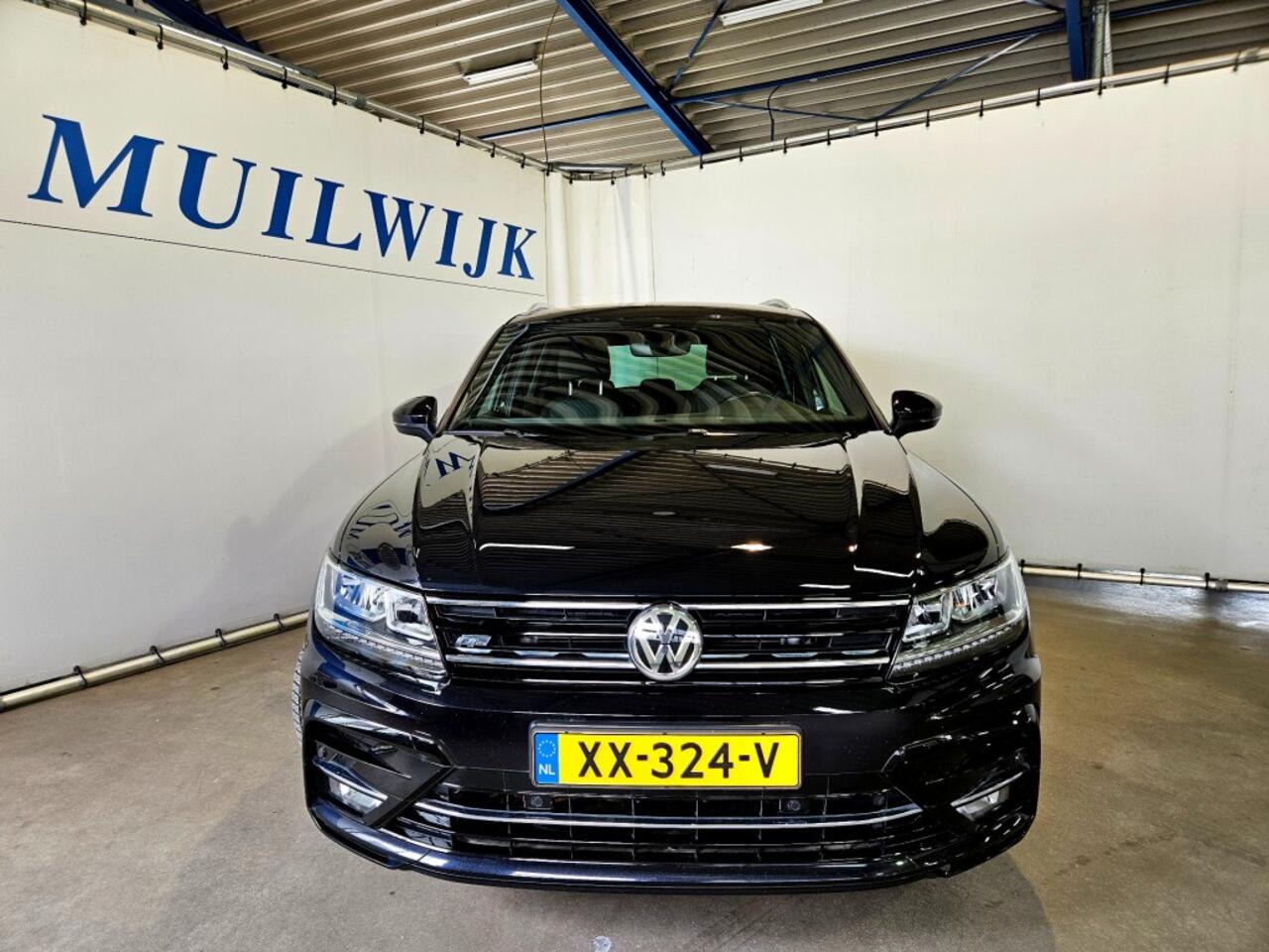 Volkswagen TIGUAN 1.5 TSI R-Line / Trekhaak / Adaptive / Virtual / NL Auto