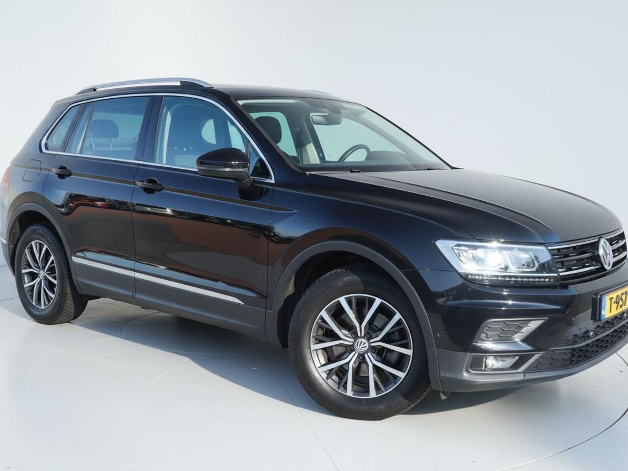 Volkswagen TIGUAN 1.5 TSI ACT Highline | Clima | Adapt. Cruise | Navi/Carplay/Android | Stoelverwarming + ergo comfort |