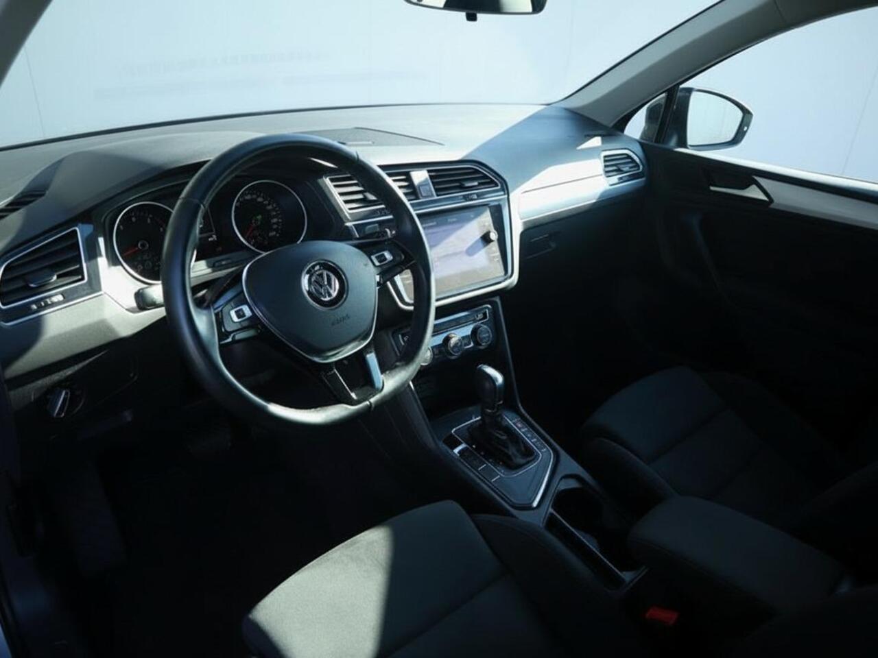 Volkswagen TIGUAN 1.5 TSI ACT Highline | Clima | Adapt. Cruise | Navi/Carplay/Android | Stoelverwarming + ergo comfort |