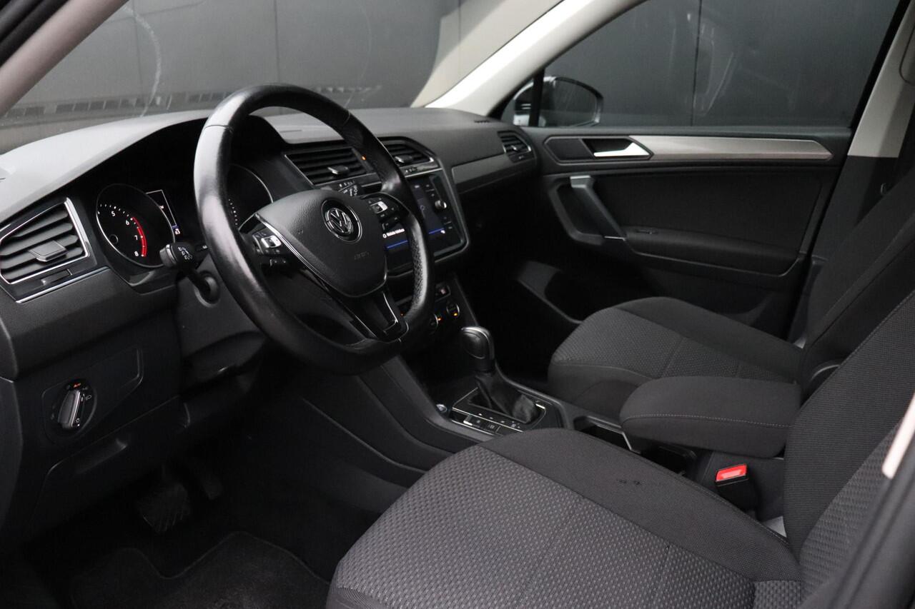 Volkswagen TIGUAN Allspace 1.5 TSI Comfortline Business | DSG | TREKHAAK | STOELVERW. | PDC | CRUISE | NAVI |