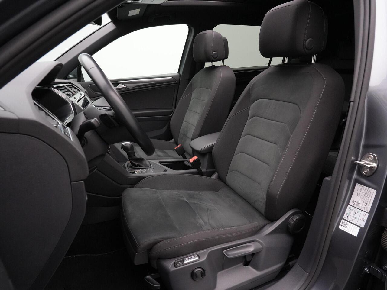 Volkswagen TIGUAN Allspace 7-zits 1.5 TSI 150 pk DSG Highline Business R / R-Line | Panoramadak | Trekhaak | Achteruitrijcamera | Stoelverwarming