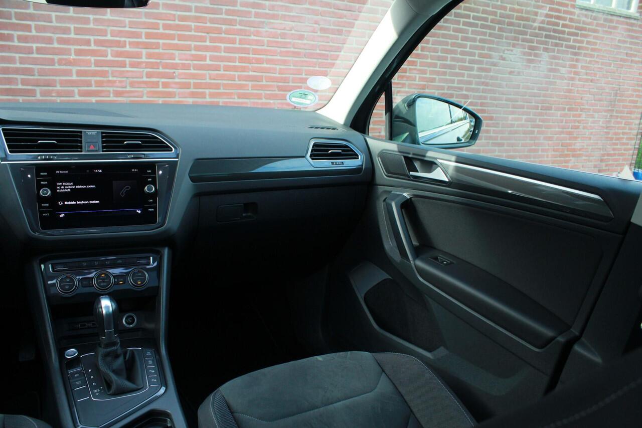 Volkswagen TIGUAN 1.5 TSI ACT Highline Business R | Pano | Trekhaak | Automaat |
