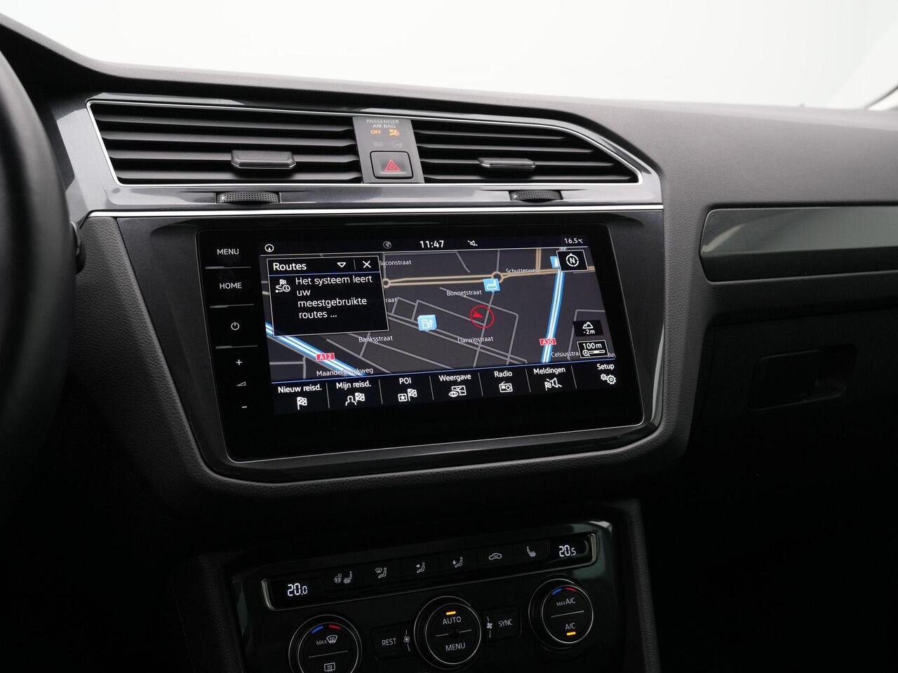 Volkswagen TIGUAN 2.0 TDI 150 pk DSG R-Line | Panoramadak | Trekhaak | Navigatie Discover Pro | Stuur-/achterbankverwarming | Achteruitrijcamera