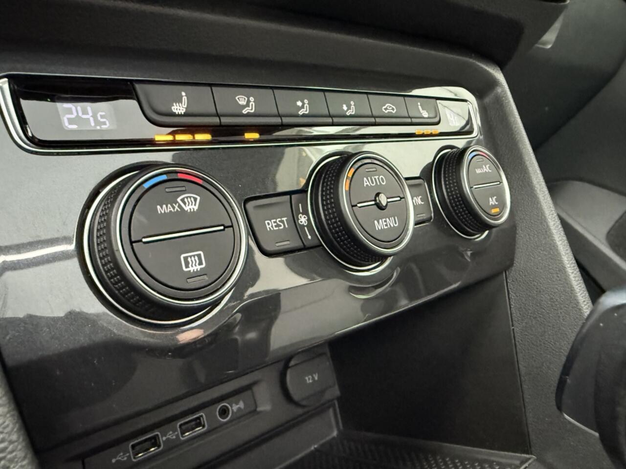 Volkswagen TIGUAN 1.5 TSI Highl. Bus R-line 150 pk