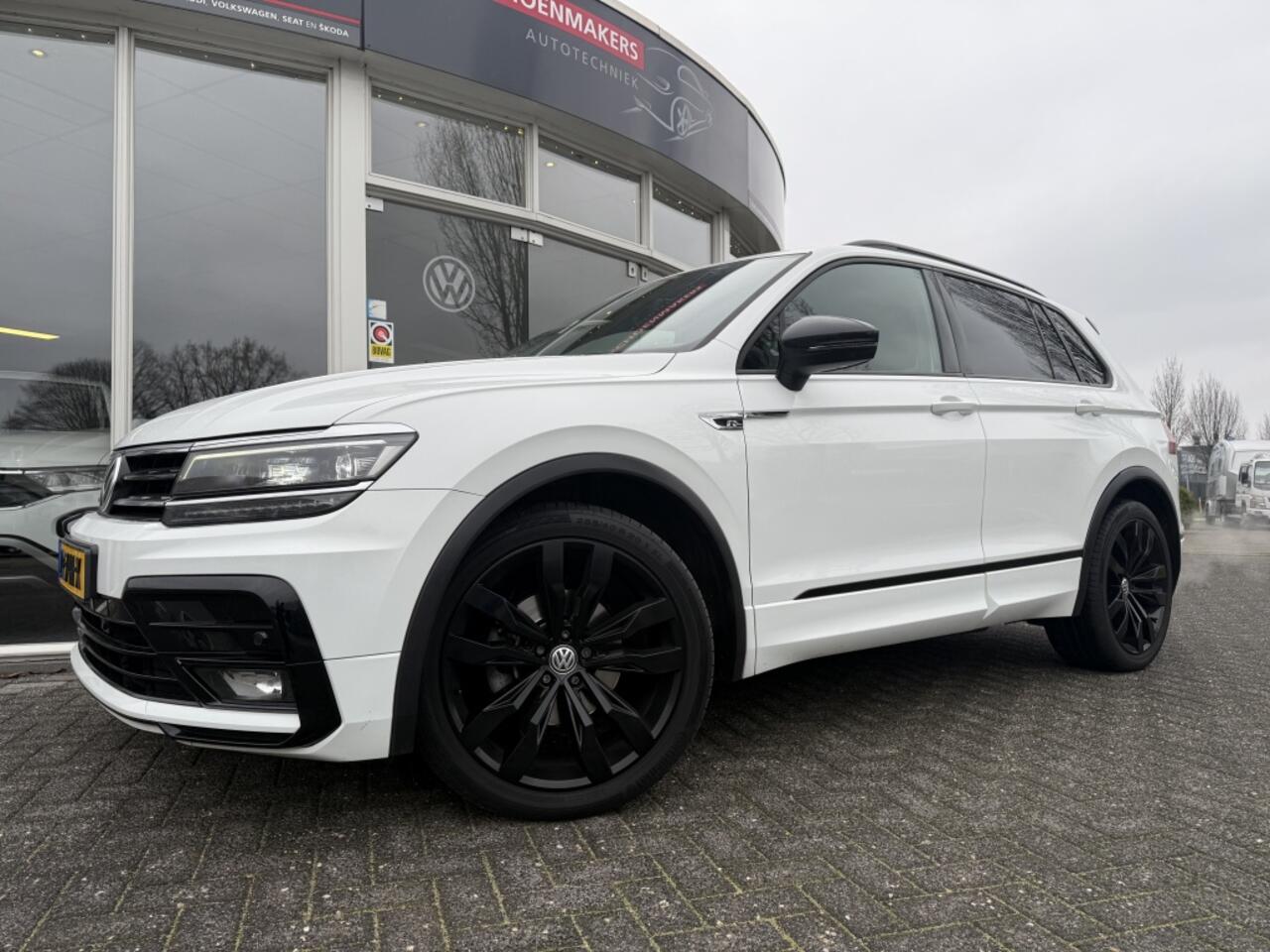 Volkswagen TIGUAN 1.5 TSI Highl. Bus R-line 150 pk