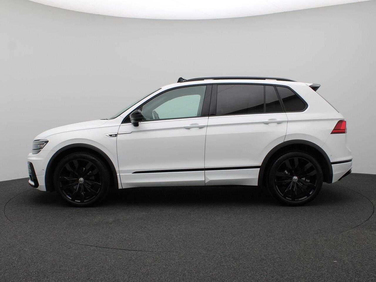 Volkswagen TIGUAN 1.5 TSI ACT Highline Business R 150PK DSG R-line, Black Style, Pano-Schuifdak, 20" LM Velgen, Keyless, Sportonderstel, Alarm, Achteruitrijcamera, Adaptieve Cruise Controle, Elektr. Achterklep