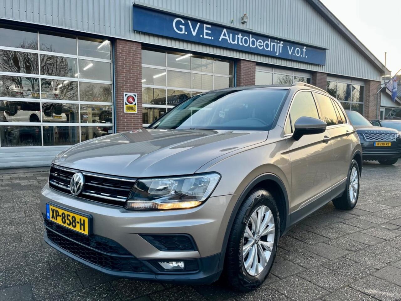 Volkswagen TIGUAN 1.5 TSI ACT TREKHAAK AUTOMAAT NL AUTO