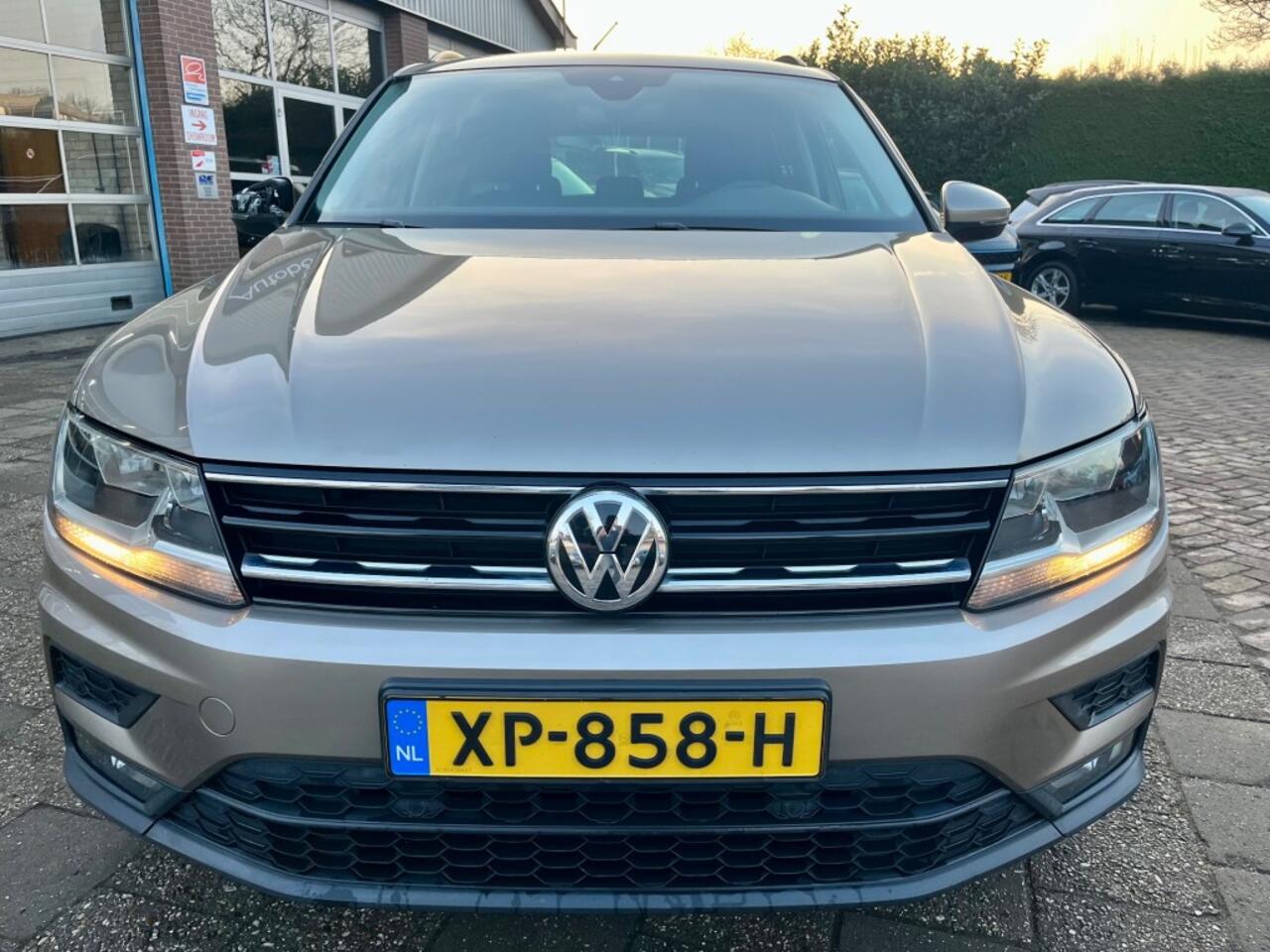 Volkswagen TIGUAN 1.5 TSI ACT TREKHAAK AUTOMAAT NL AUTO
