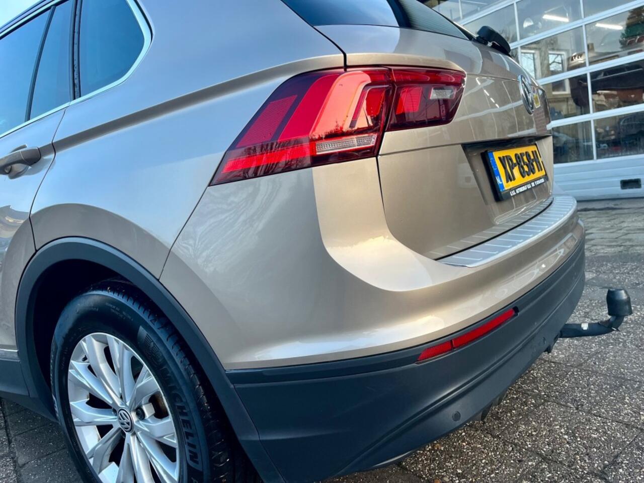 Volkswagen TIGUAN 1.5 TSI ACT TREKHAAK AUTOMAAT NL AUTO