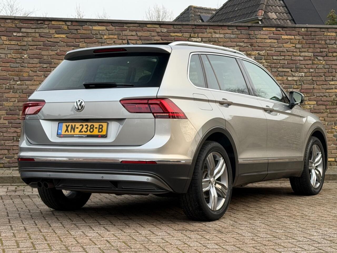 Volkswagen TIGUAN 1.5 TSI DSG HIGHLINE Panodak Trekhaak Virtueel