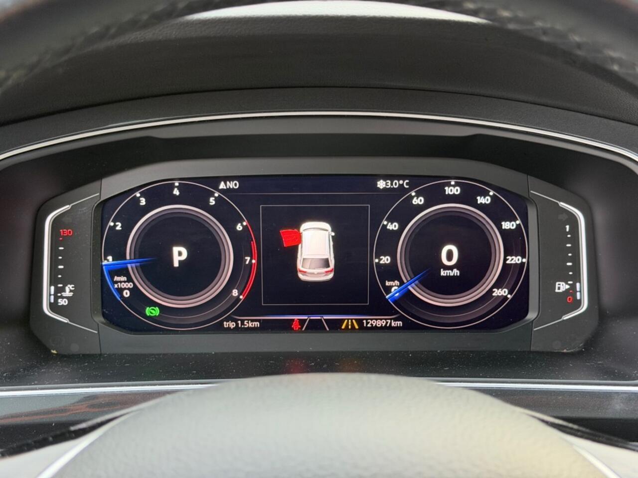 Volkswagen TIGUAN 1.5 TSI DSG HIGHLINE Panodak Trekhaak Virtueel