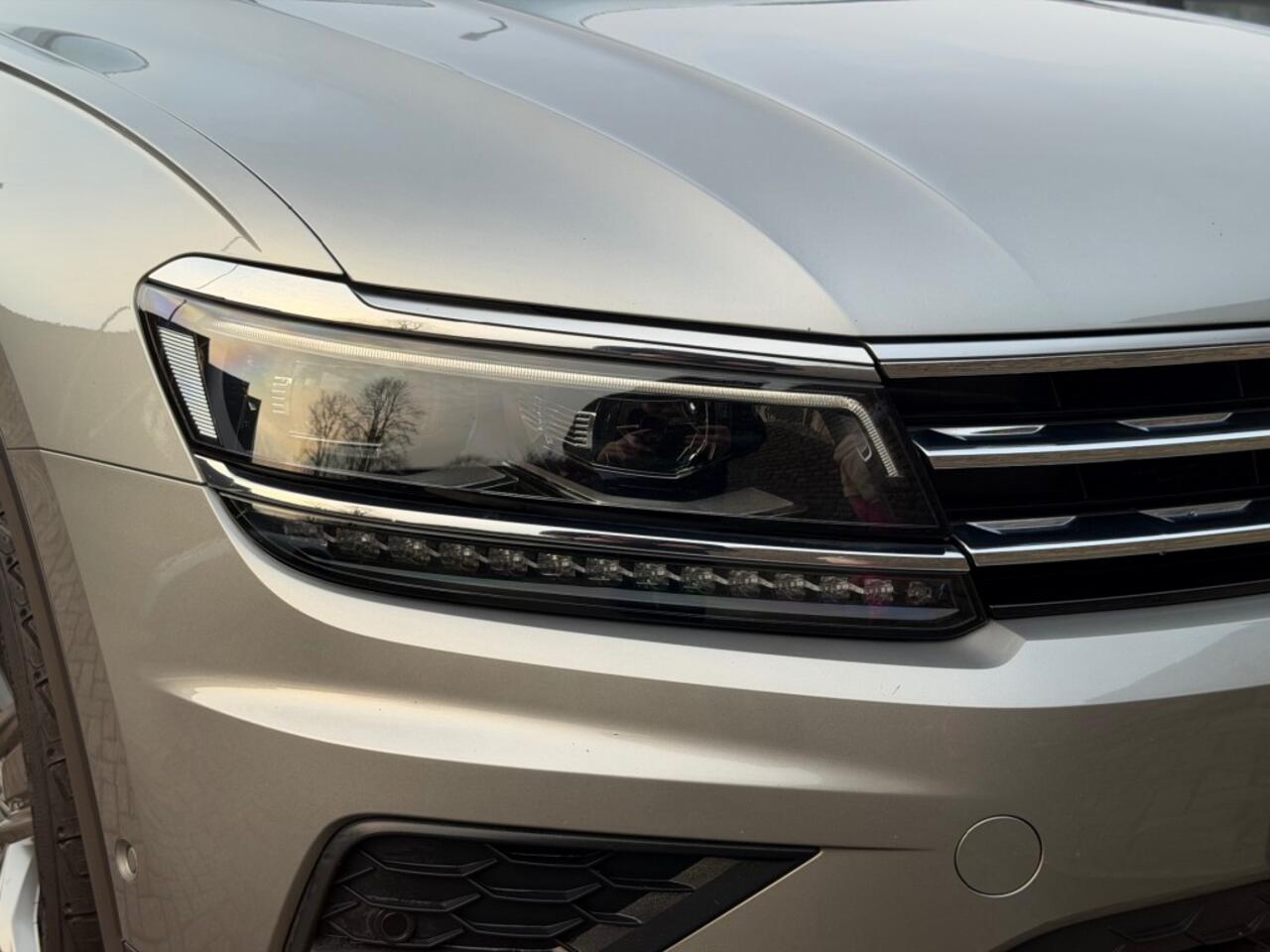 Volkswagen TIGUAN 1.5 TSI DSG HIGHLINE Panodak Trekhaak Virtueel