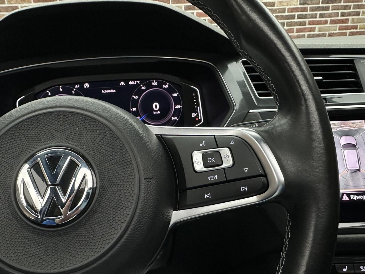 Volkswagen TIGUAN Allspace 2.0 TSI 4Motion Highline Business R 7p. Panorama Memory